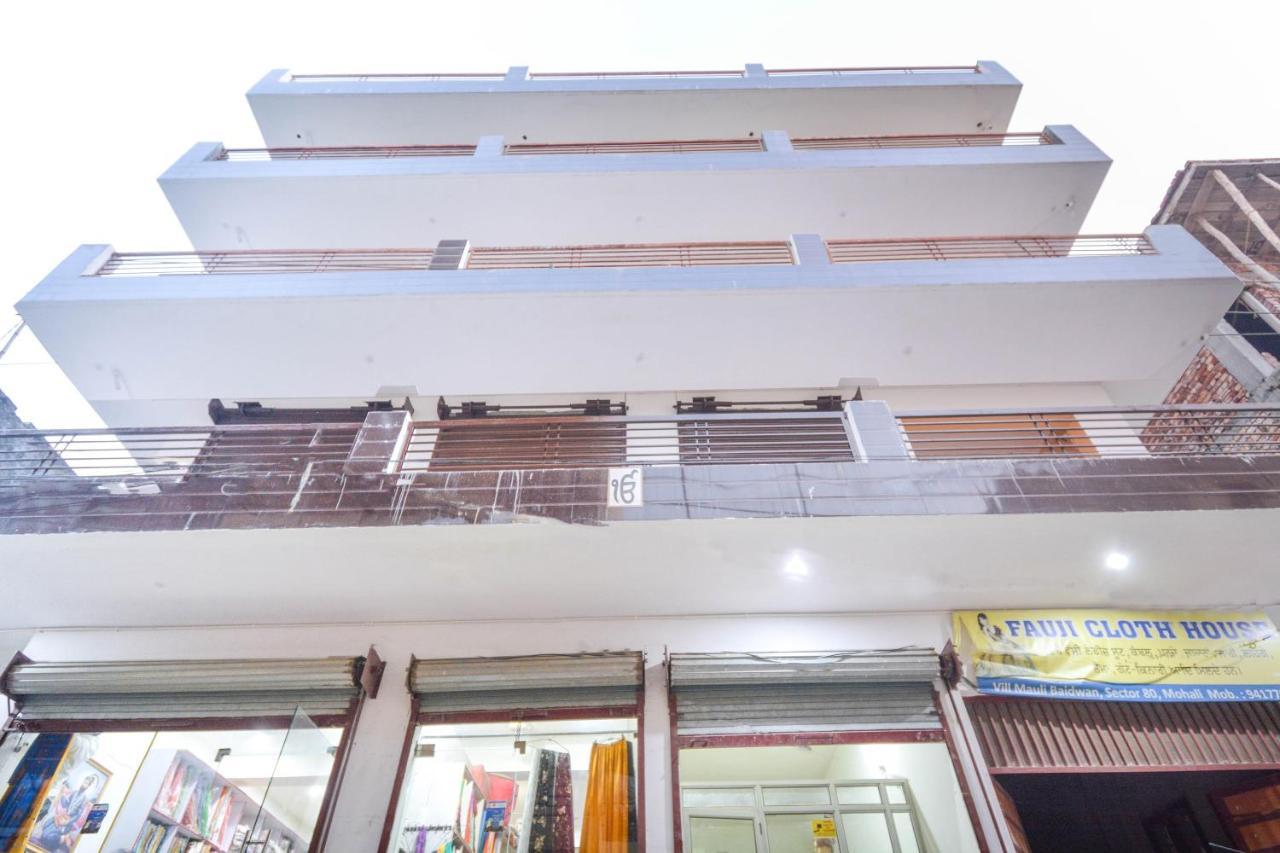 Spot On Hotel Diamond Sohana Exterior photo